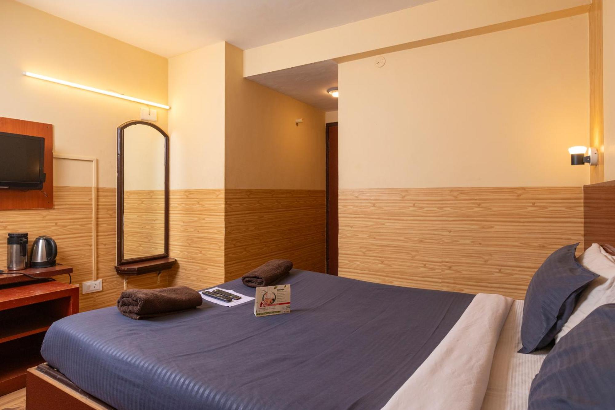 Devi Enterprises - Hotel Khems Utakamand Zewnętrze zdjęcie