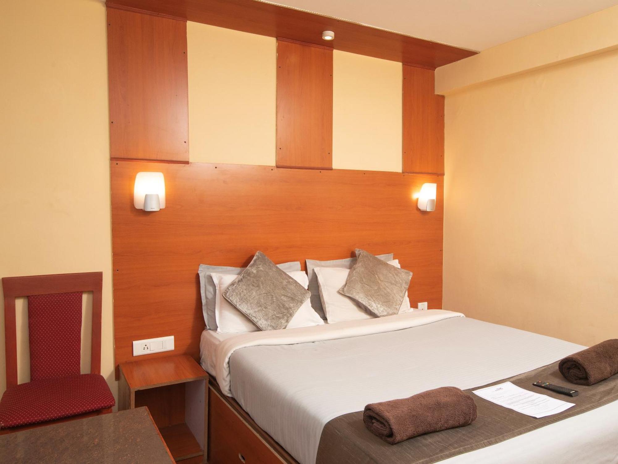 Devi Enterprises - Hotel Khems Utakamand Zewnętrze zdjęcie