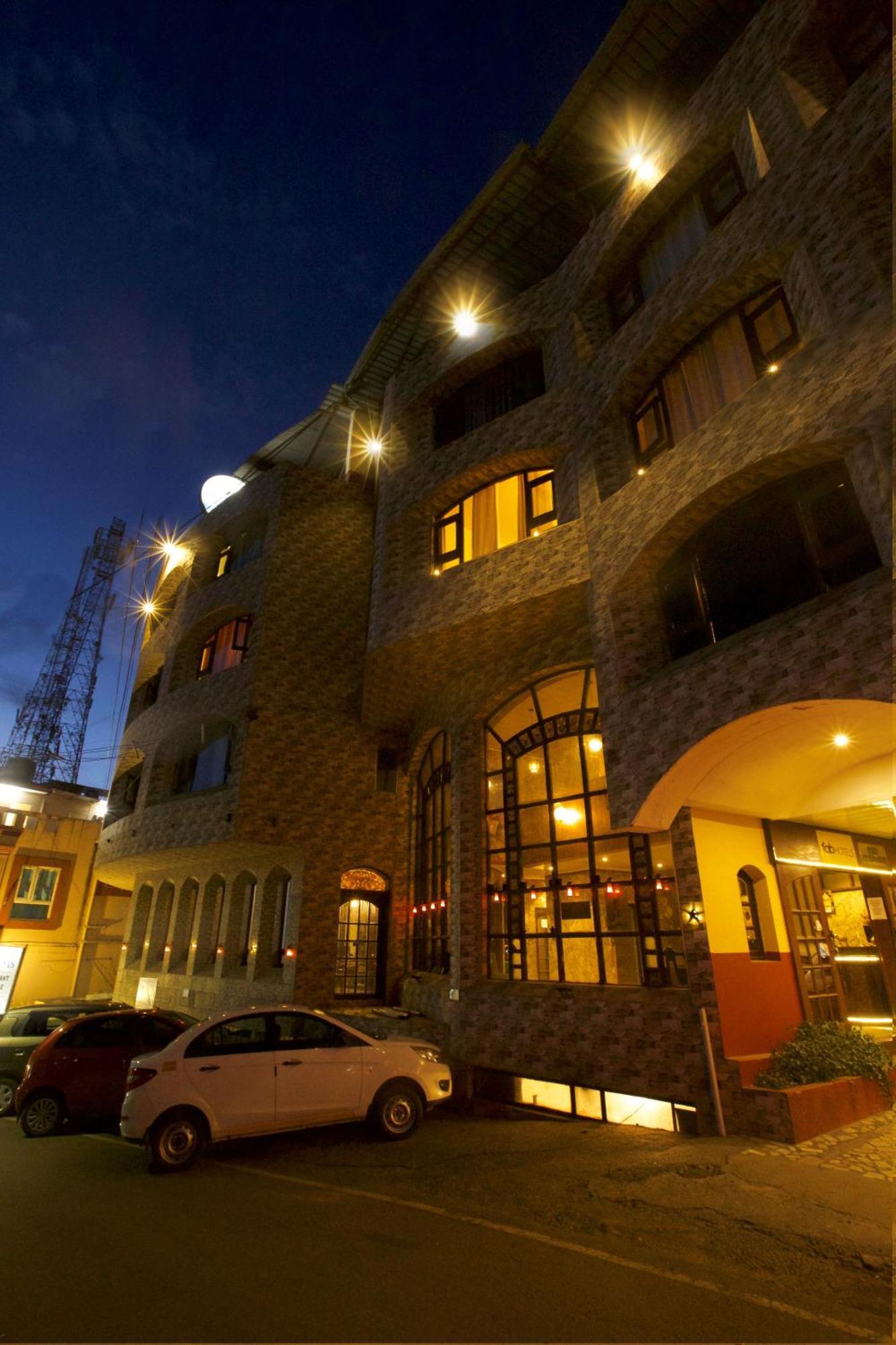 Devi Enterprises - Hotel Khems Utakamand Zewnętrze zdjęcie